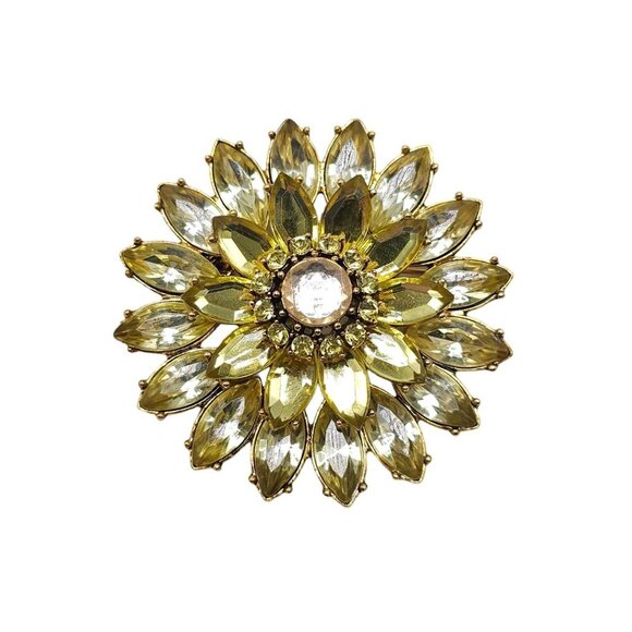 Light Yellow Rhinestones Crystal Flower Brooch Pin Gold Tone Vintage - Picture 1 of 4